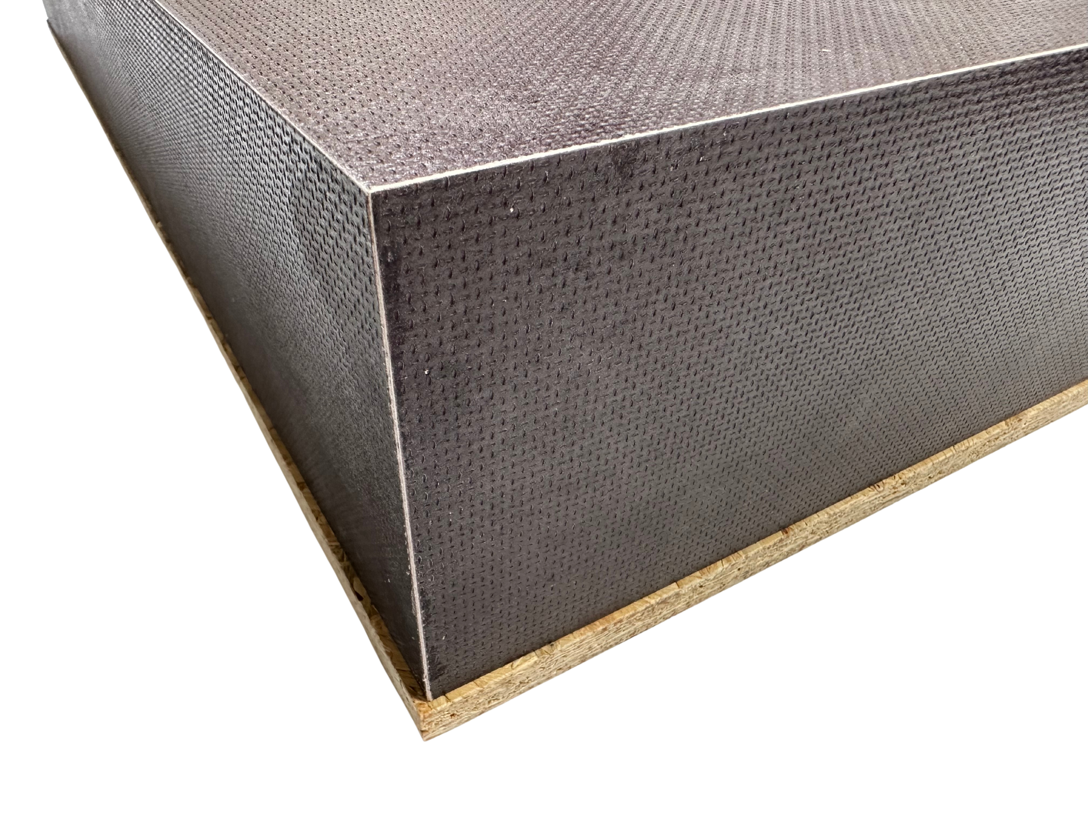 Détail du matériau d’un cerasonar installation frame (backbox)